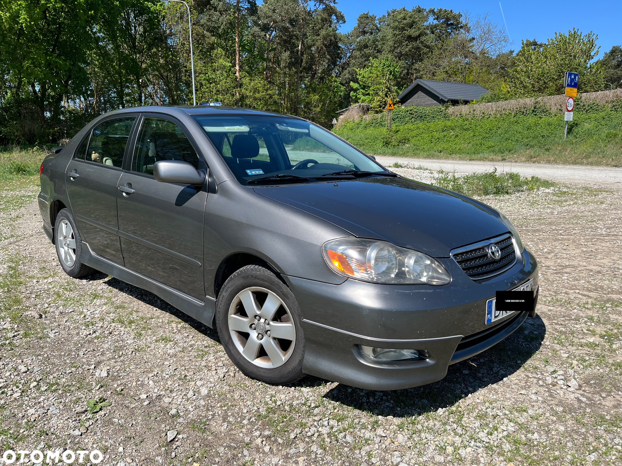 Toyota Corolla - 4