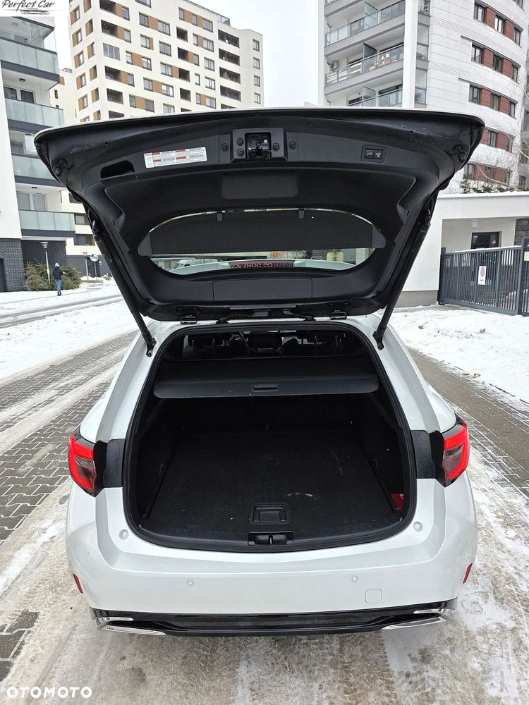 Toyota Corolla 1.8 Hybrid Style - 29