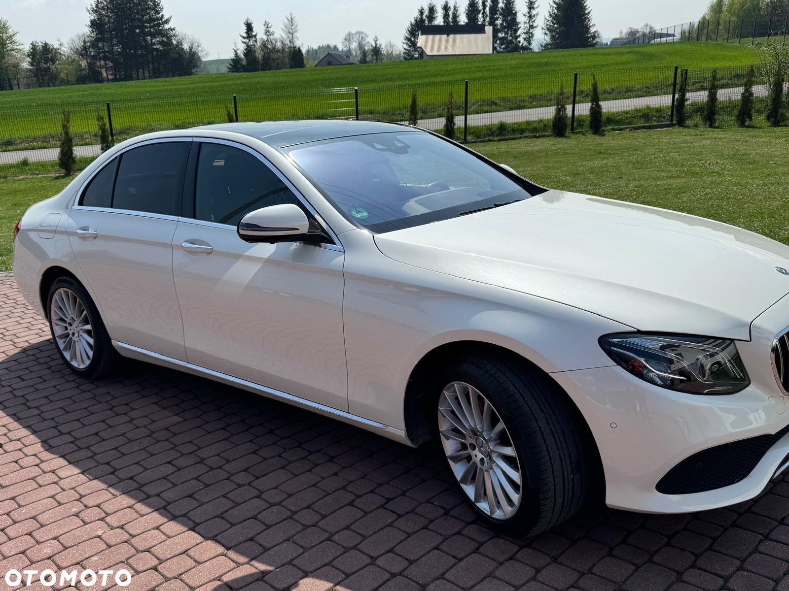 Mercedes-Benz Klasa E 200 d T 9G-TRONIC Avantgarde - 12