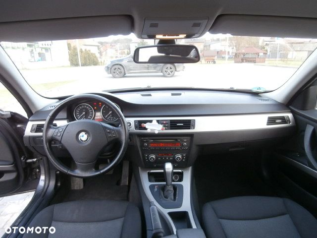 BMW Seria 3 320d DPF - 7