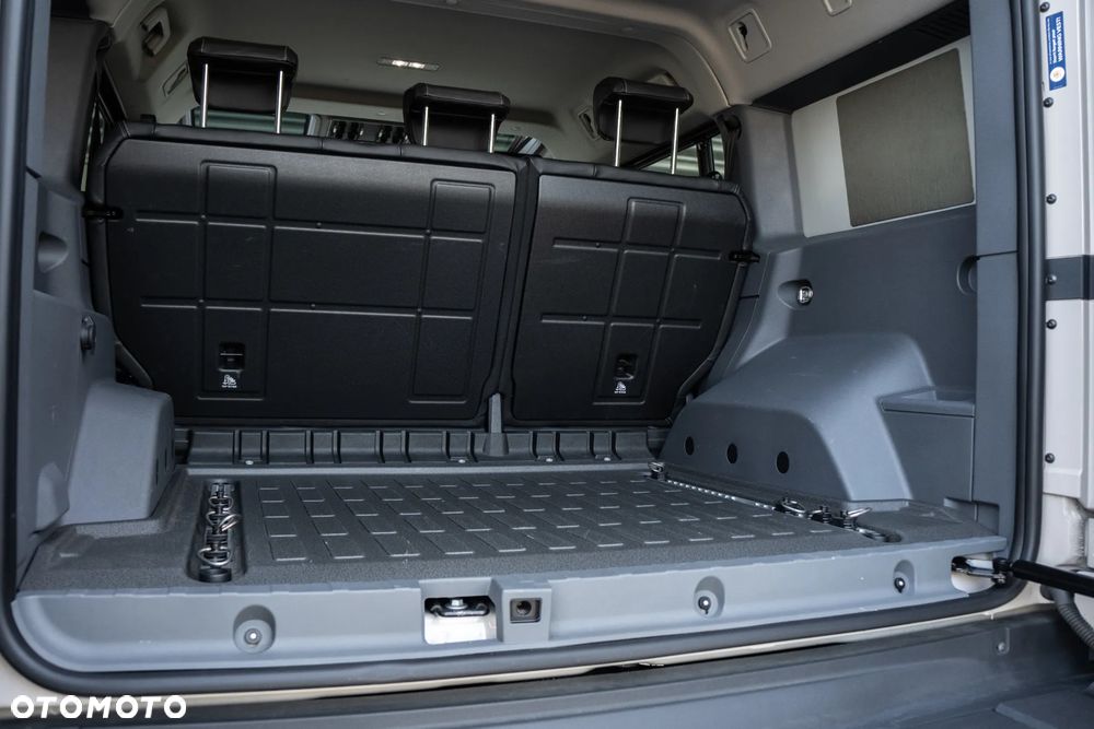 Ineos Grenadier Station Wagon 3.0L Turbo Trialmaster Edition - 38