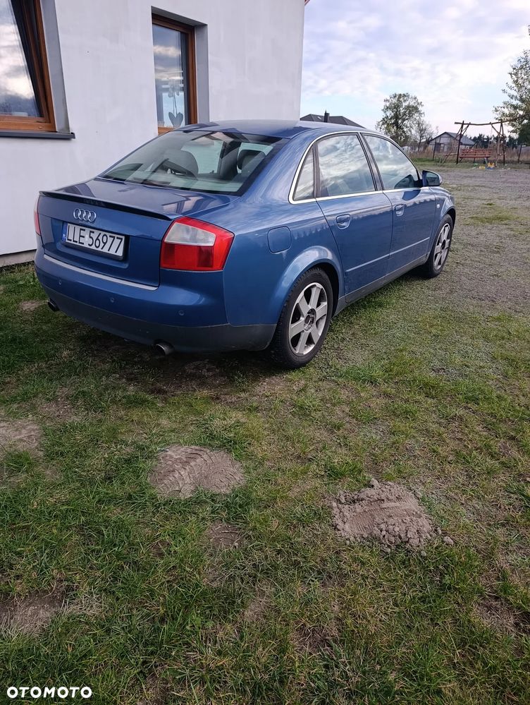 Audi A4 2001 photo 3