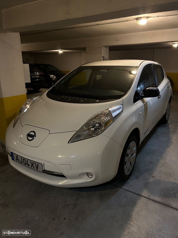 Nissan Leaf 24 kWh (c/ Bateria) Visia - 1