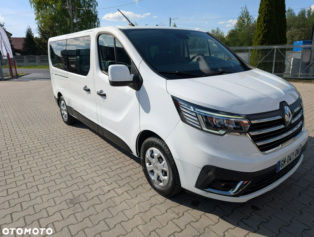 Renault Trafic - 8