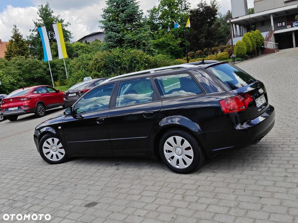 Audi A4 Avant - 4