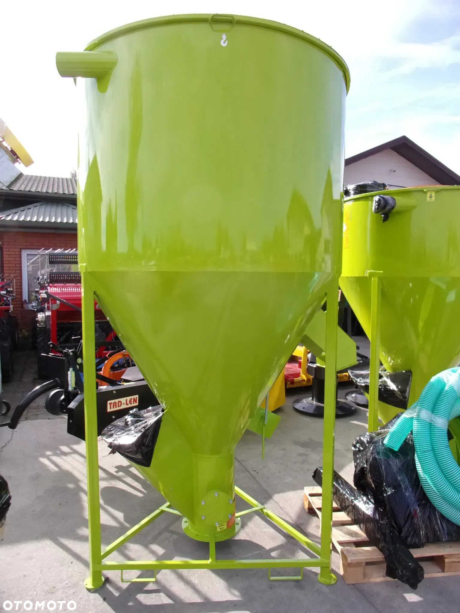 Inny Rozdrabniacz - śrutownik bijakowy Adraf S01/1 - 11kW, S01/0 - 7,5kW; H-115 POM Augustów - Mieszalnik pasz sypkich 750, 1000 kg ADRAF 2000 kg BIN - 9