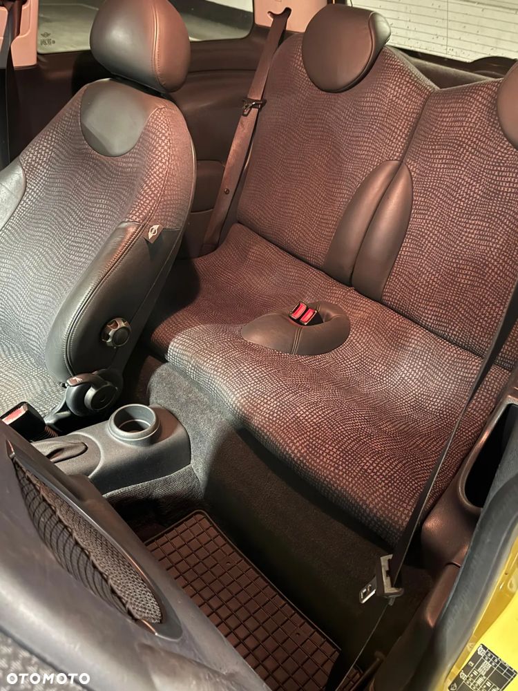 MINI Cooper Standard - 13