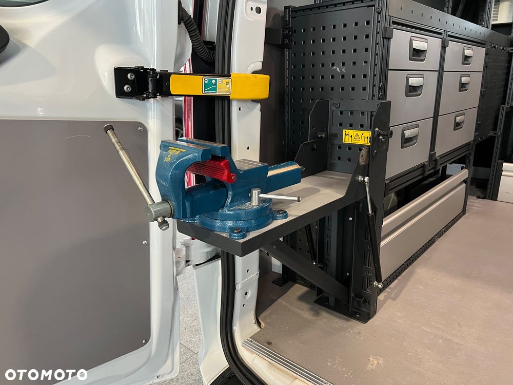 Ford Transit Custom - 16