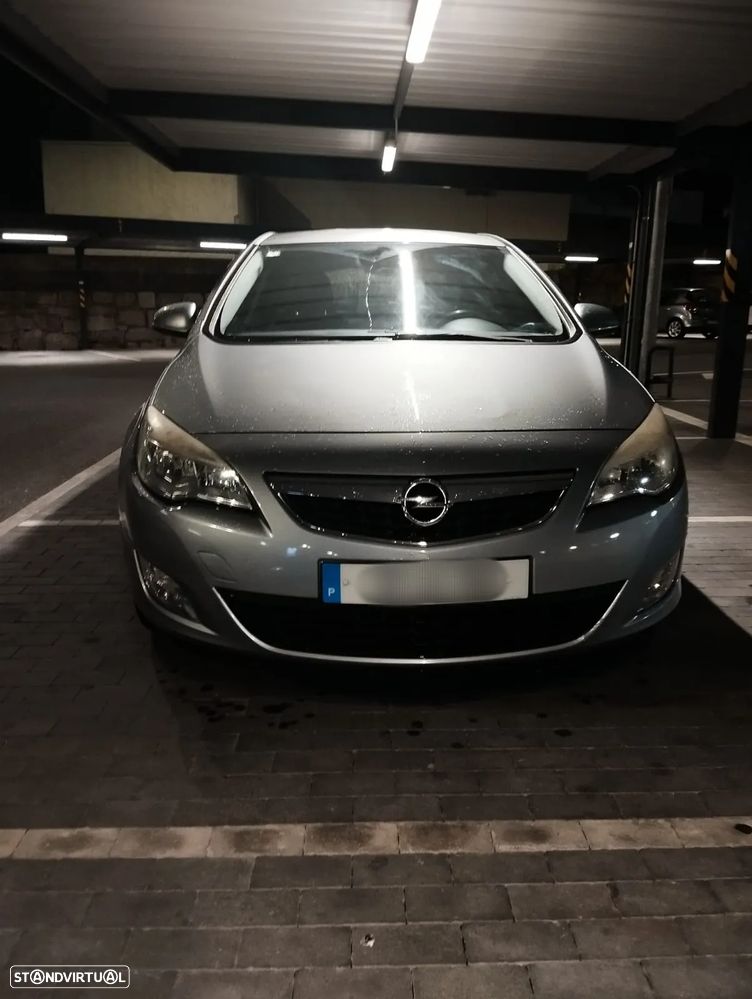 Opel Astra 1.3 CDTi Cosmo - 1