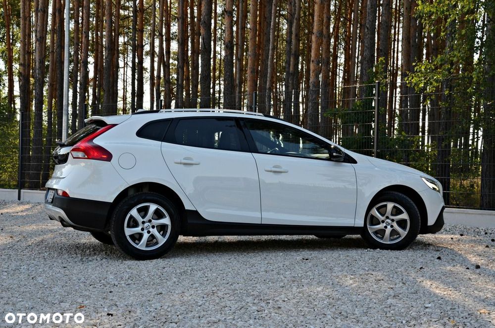 Volvo V40 Cross Country T3 Drive-E Summum - 25