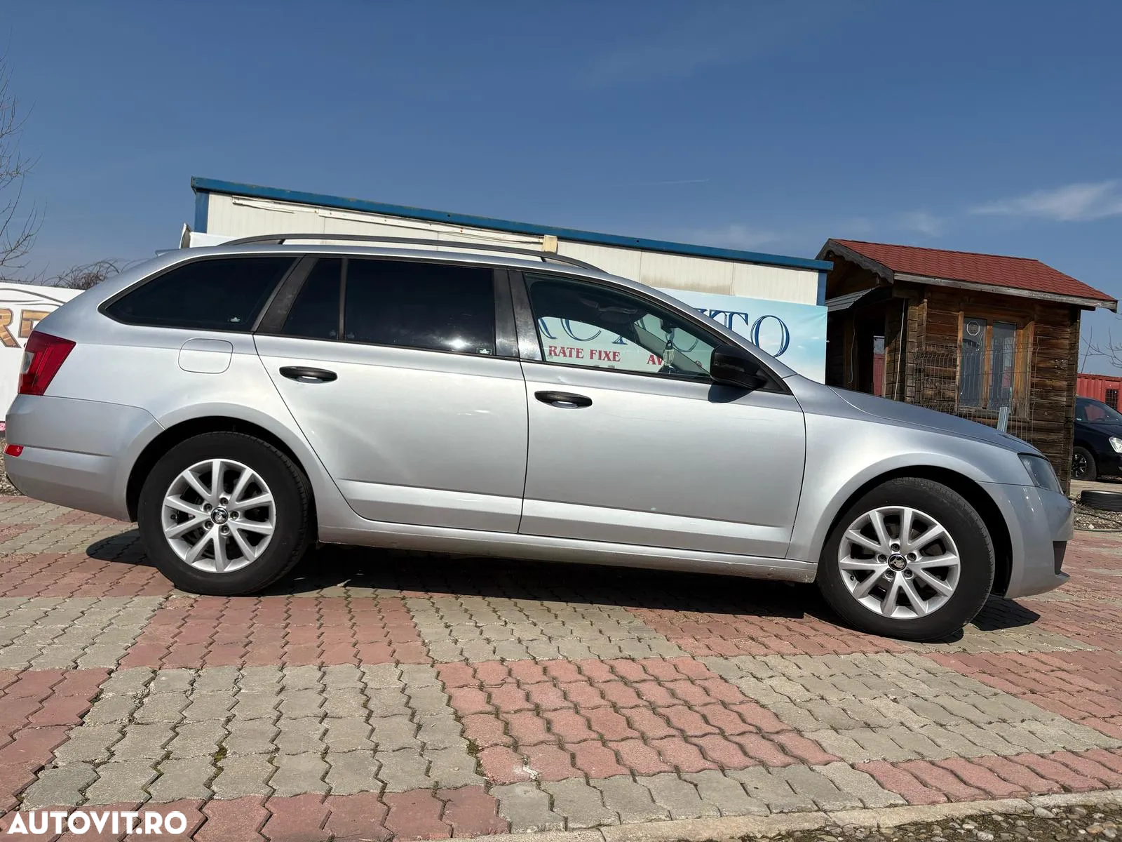 Skoda Octavia 1.6 TDI Ambiente - 24
