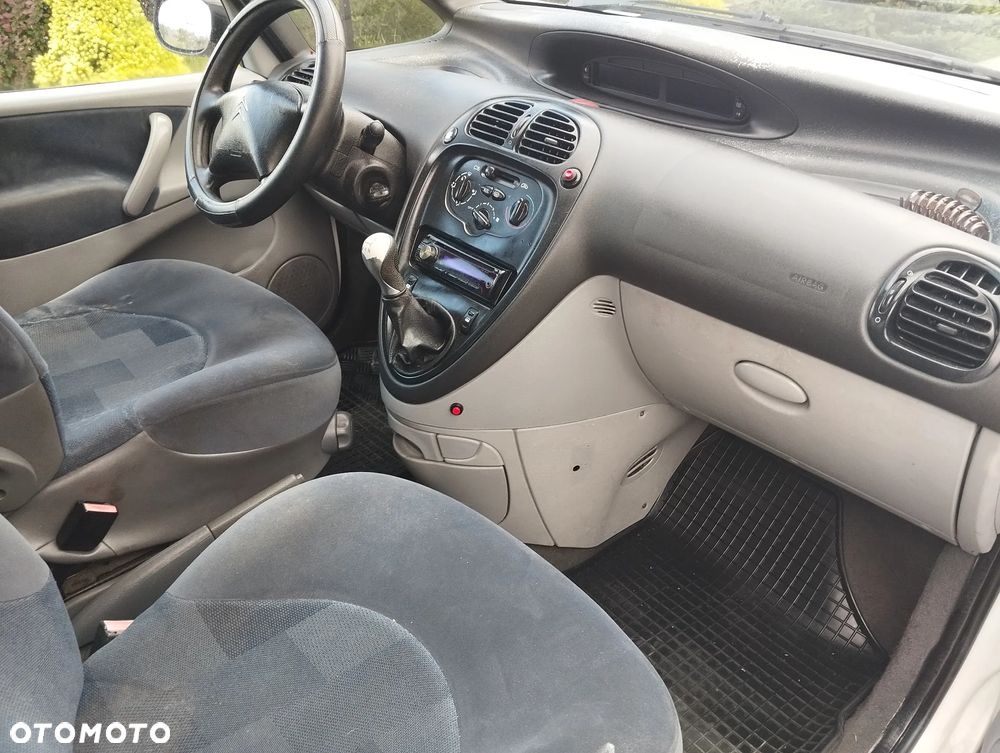 Citroën Xsara Picasso 2.0 HDI Control+ (sx) - 10