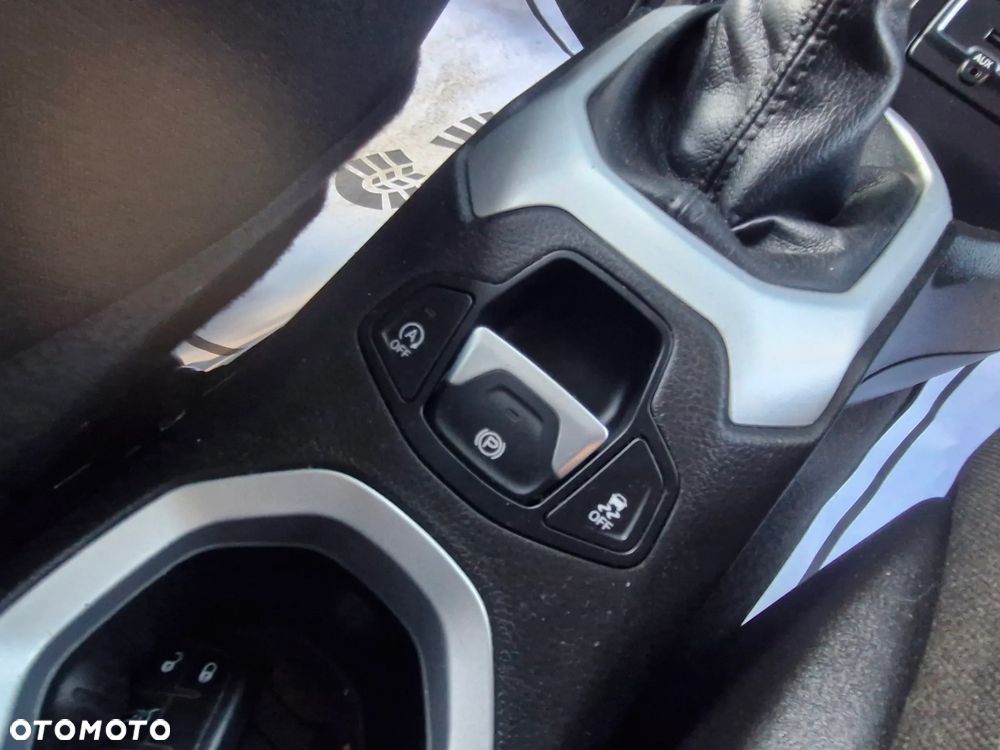 Jeep Renegade 1.4 MultiAir Longitude - 24