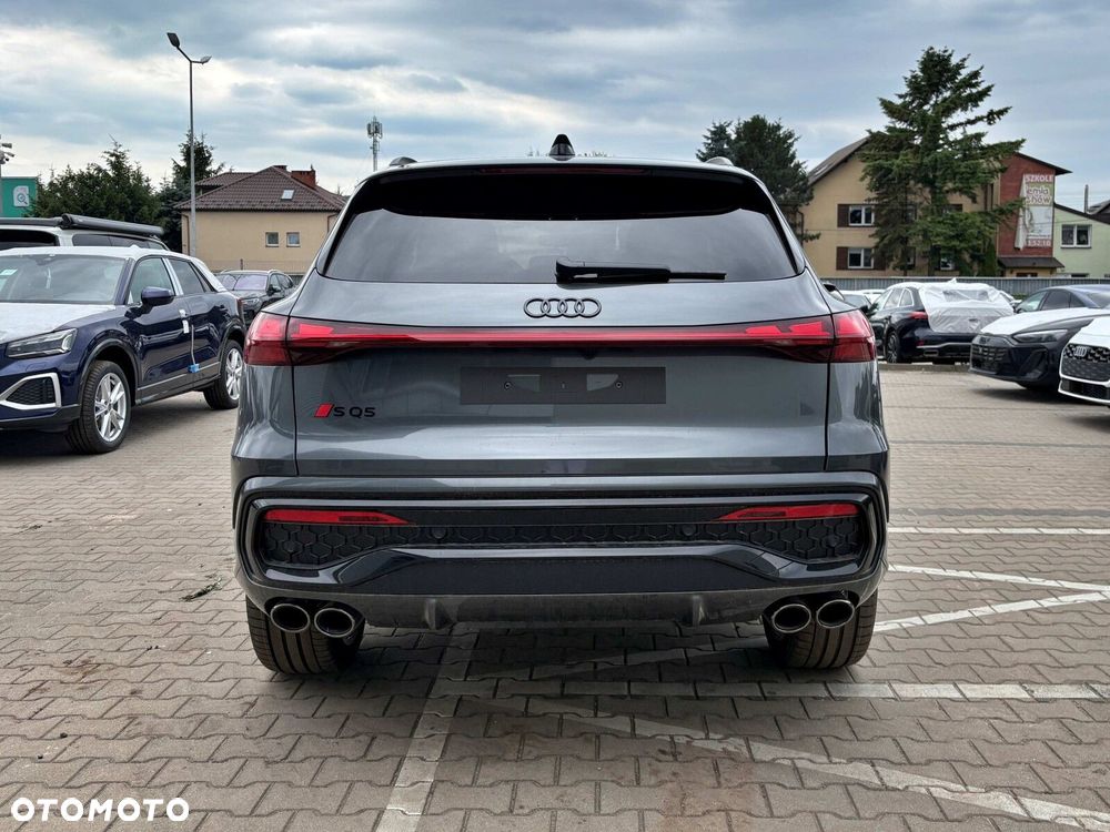 Audi SQ5 - 5
