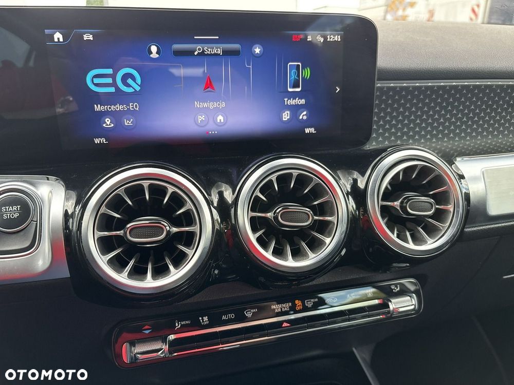 Mercedes-Benz EQB 250 70.5kWh Progressive - 24
