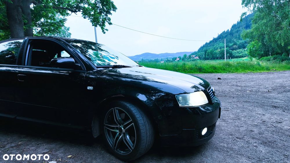 Audi A4 1.8T Quattro - 2