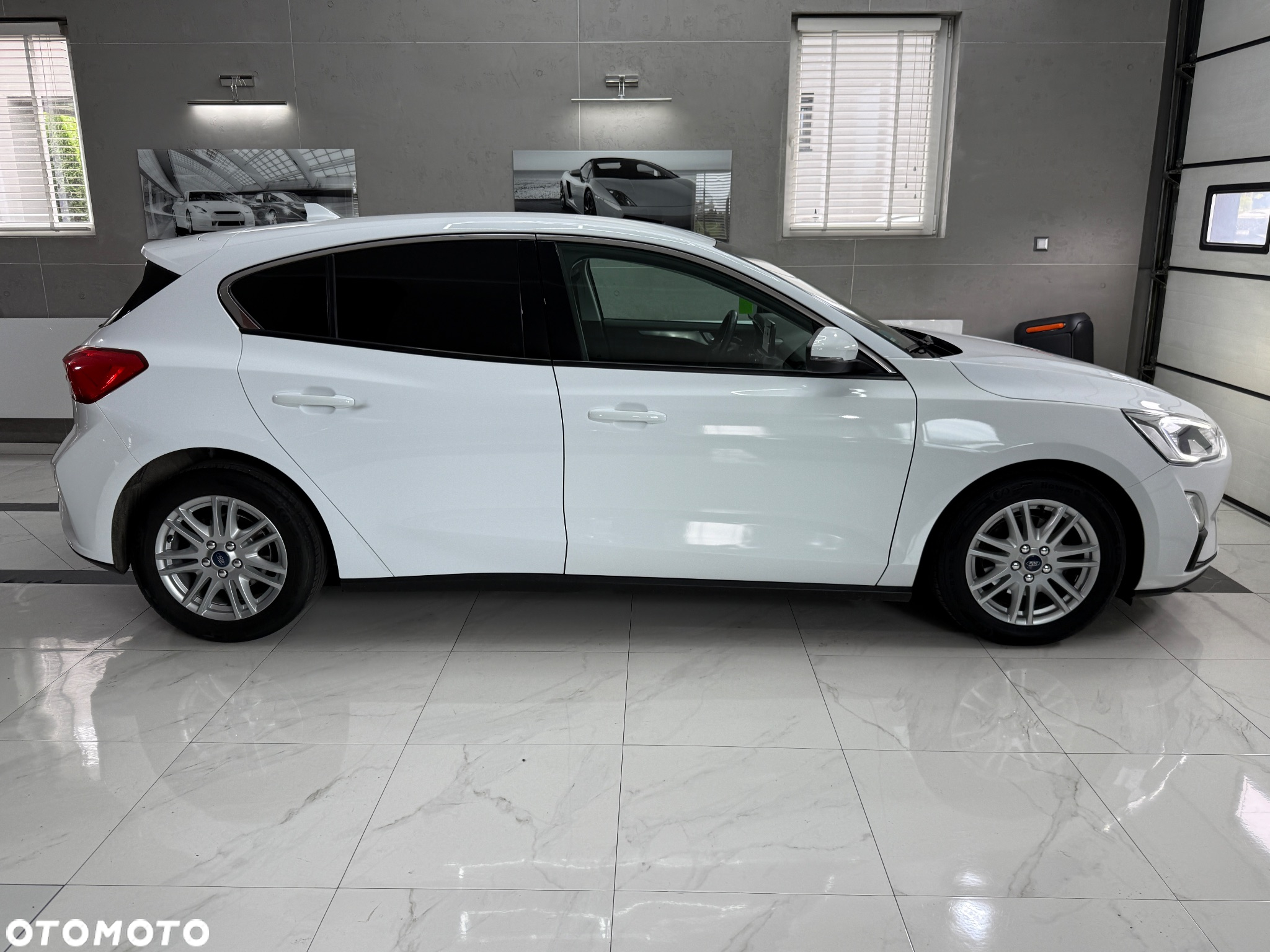 Ford Focus 1.0 EcoBoost Active - 9