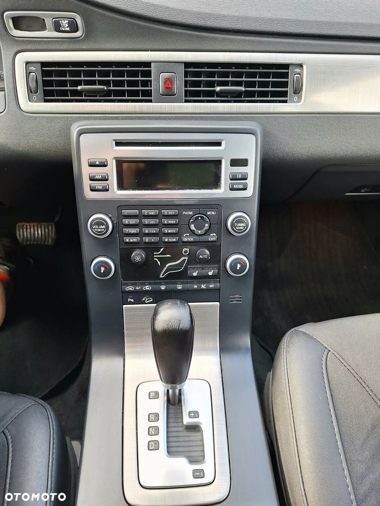 Volvo XC 70 D5 AWD Kinetic - 39
