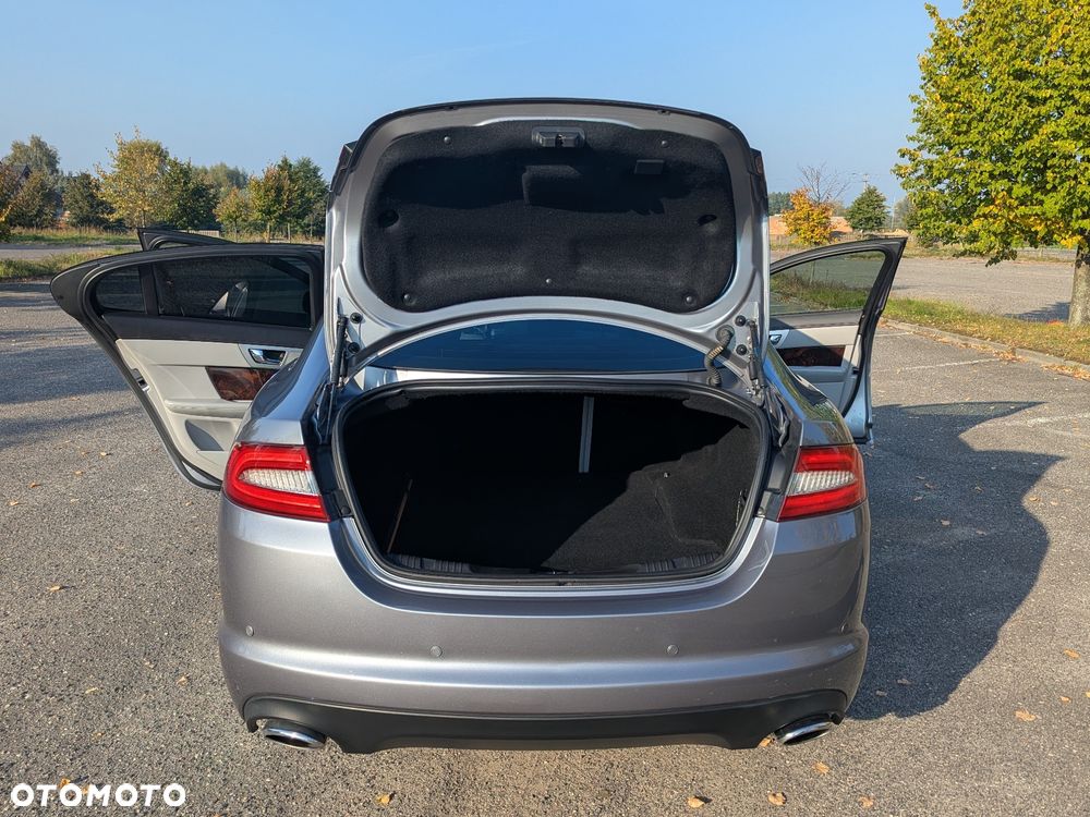 Jaguar XF 3.0 V6 S Premium Luxury - 8