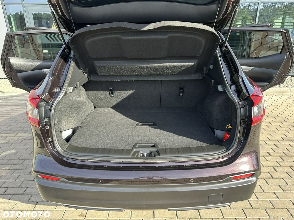 Nissan Qashqai 1.2 DIG-T N-Connecta - 32