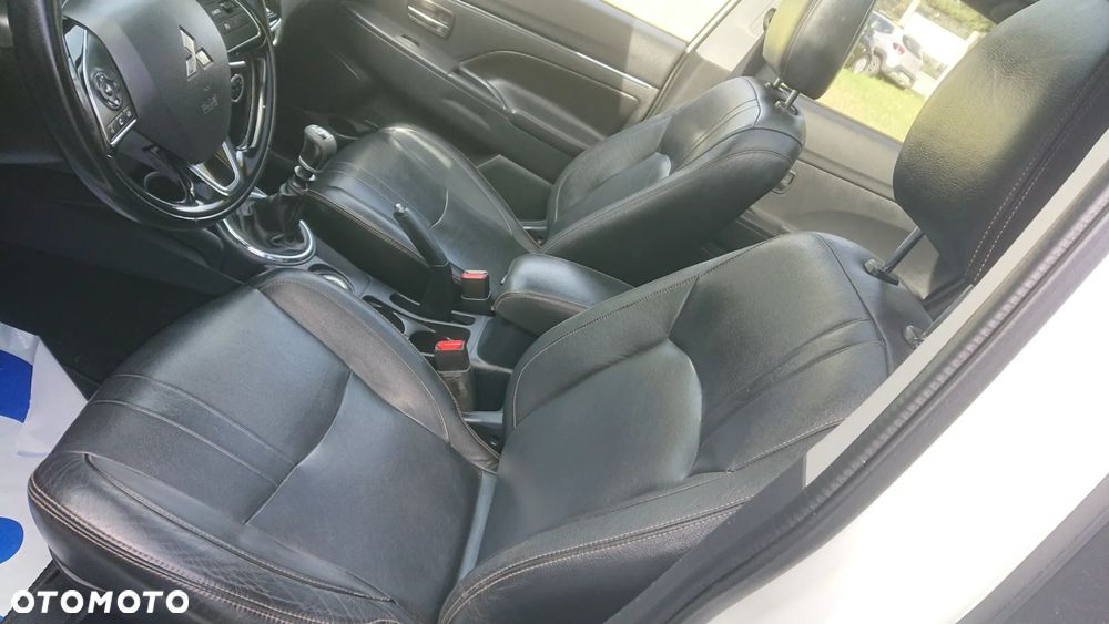 Mitsubishi ASX 1.6 DID Invite 4WD AS&G - 34