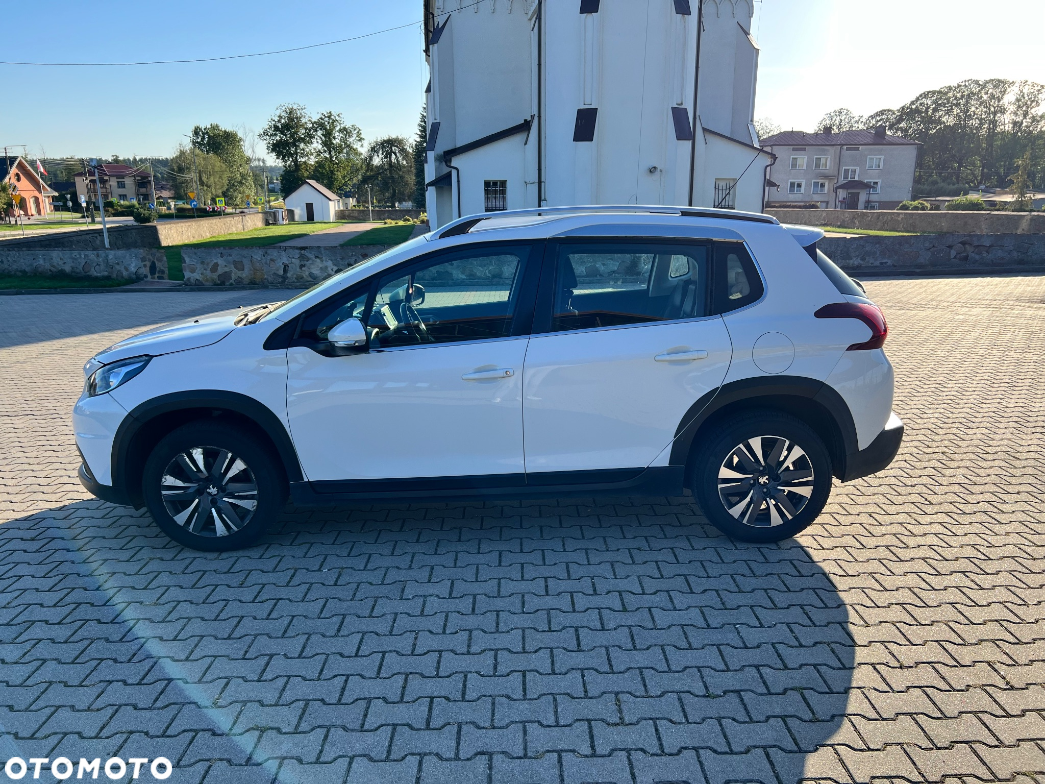 Peugeot 2008 PureTech 110 Stop&Start Allure - 6