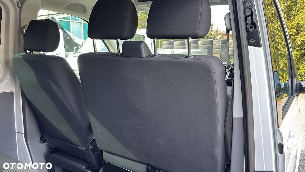 Volkswagen Transporter - 31