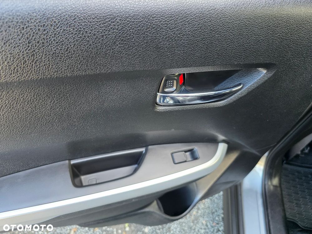 Suzuki Vitara 1.6 XLED SUN 4WD - 29