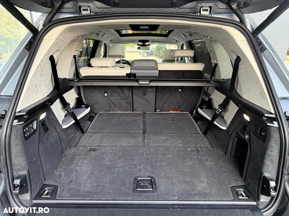 BMW X7 xDrive40i AT MHEV - 23