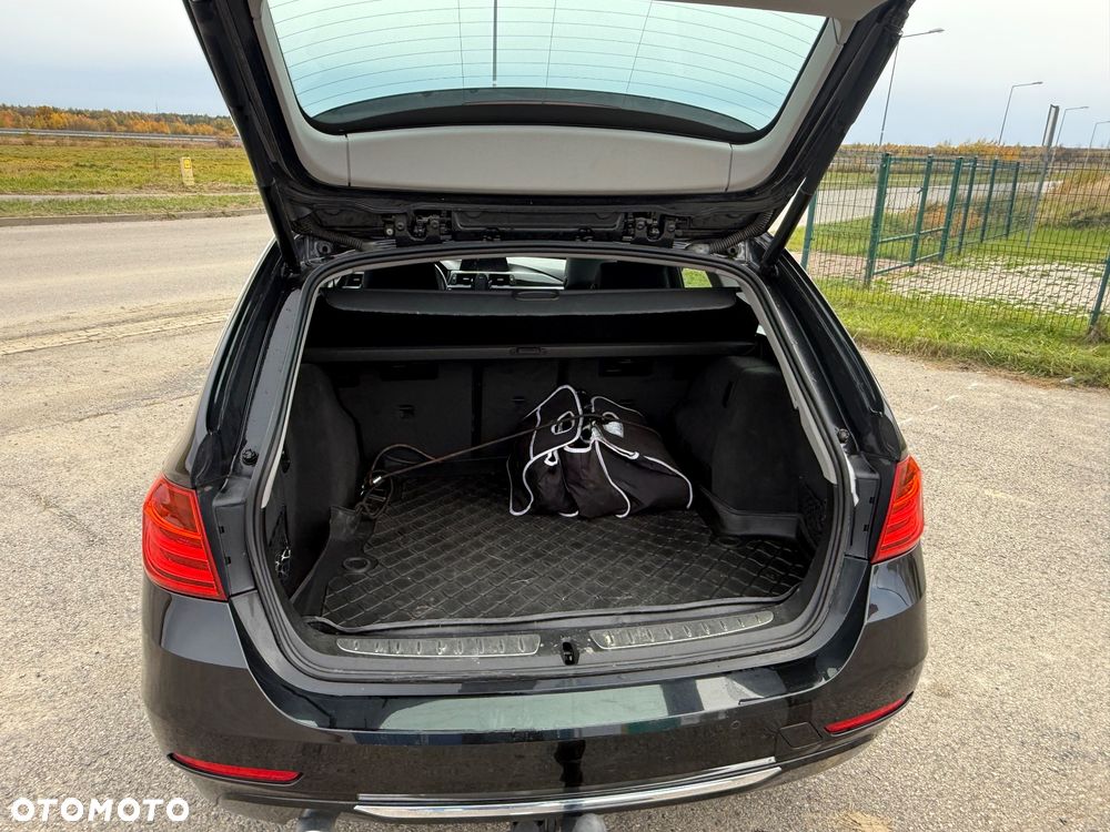 BMW Seria 3 318d Luxury Line - 12