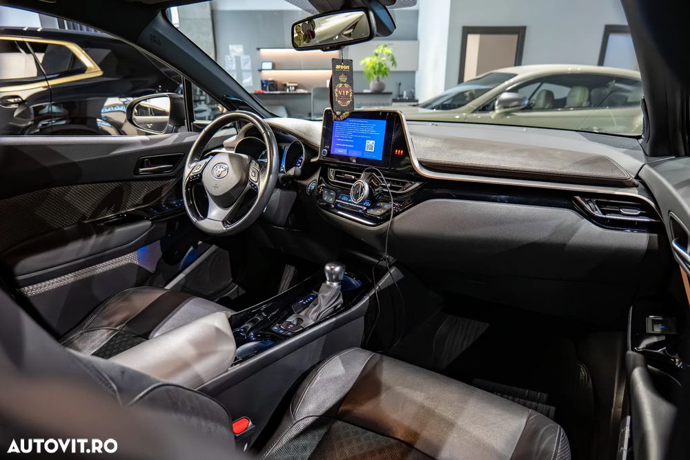 Toyota C-HR - 8