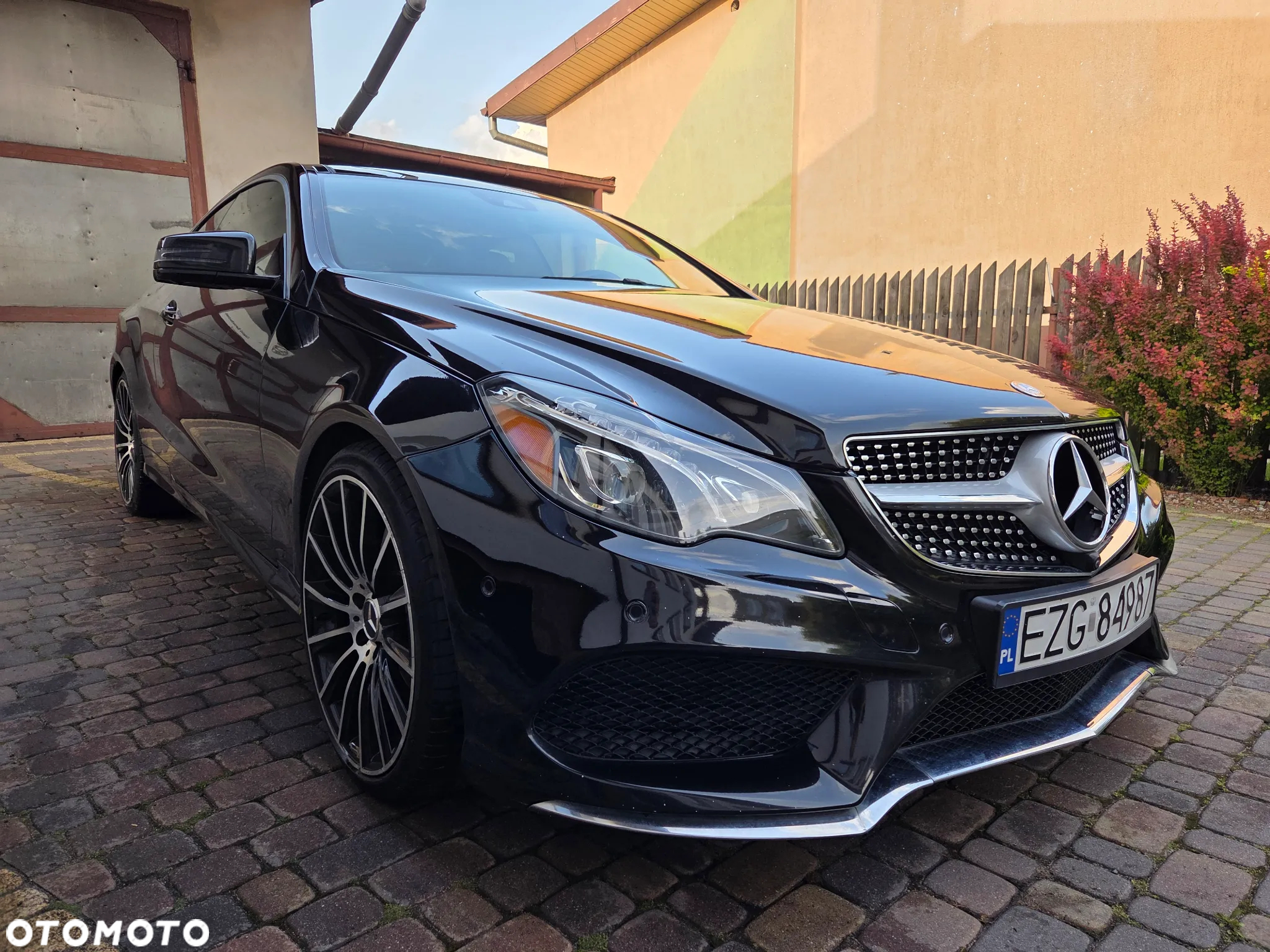 Mercedes-Benz Klasa E 350 Coupe 4Matic 7G-TRONIC - 8