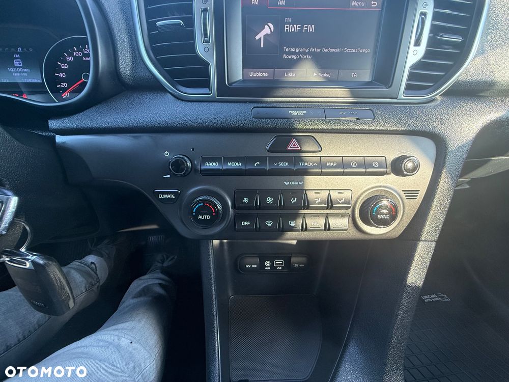 Kia Sportage 1.7 CRDI Business Line 2WD - 29