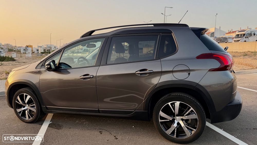Peugeot 2008 1.2 PureTech GT Line - 12