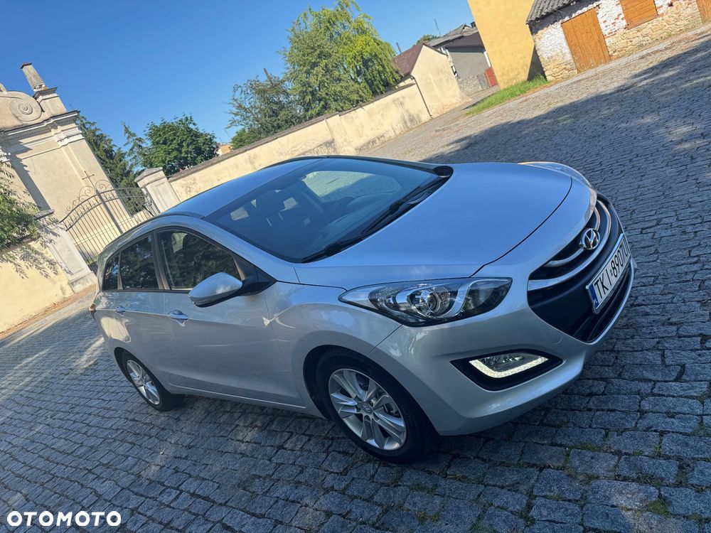 Hyundai i30 1.6 CRDI Trend - 10