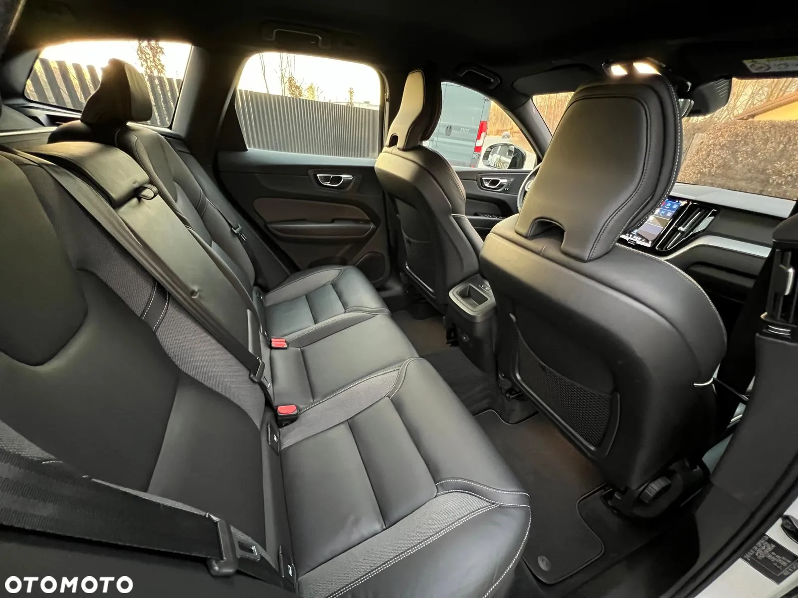 Volvo XC 60 B4 D Geartronic RDesign - 34