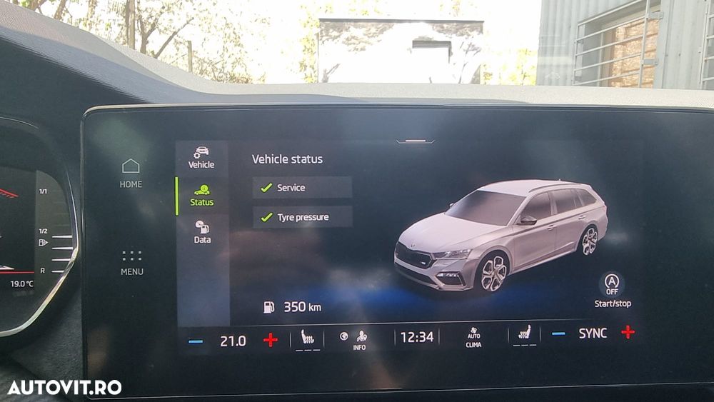 Skoda Octavia 2.0 TDI DSG RS Plus - 23