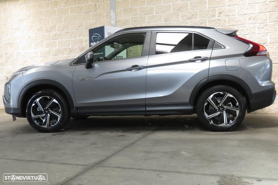 Mitsubishi Eclipse Cross 2.4 PHEV Black Edition - 3