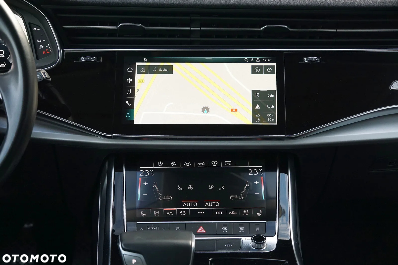 Audi Q8 - 32