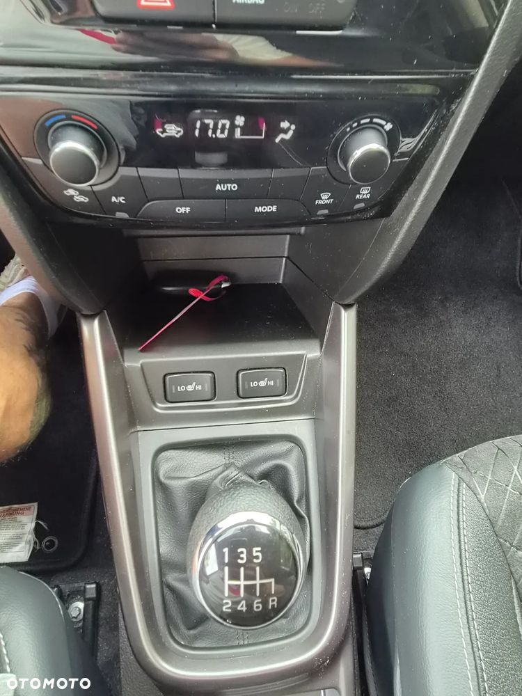 Suzuki Vitara 1.4 Boosterjet Hybrid Comfort+ "SHINKAI" - 17