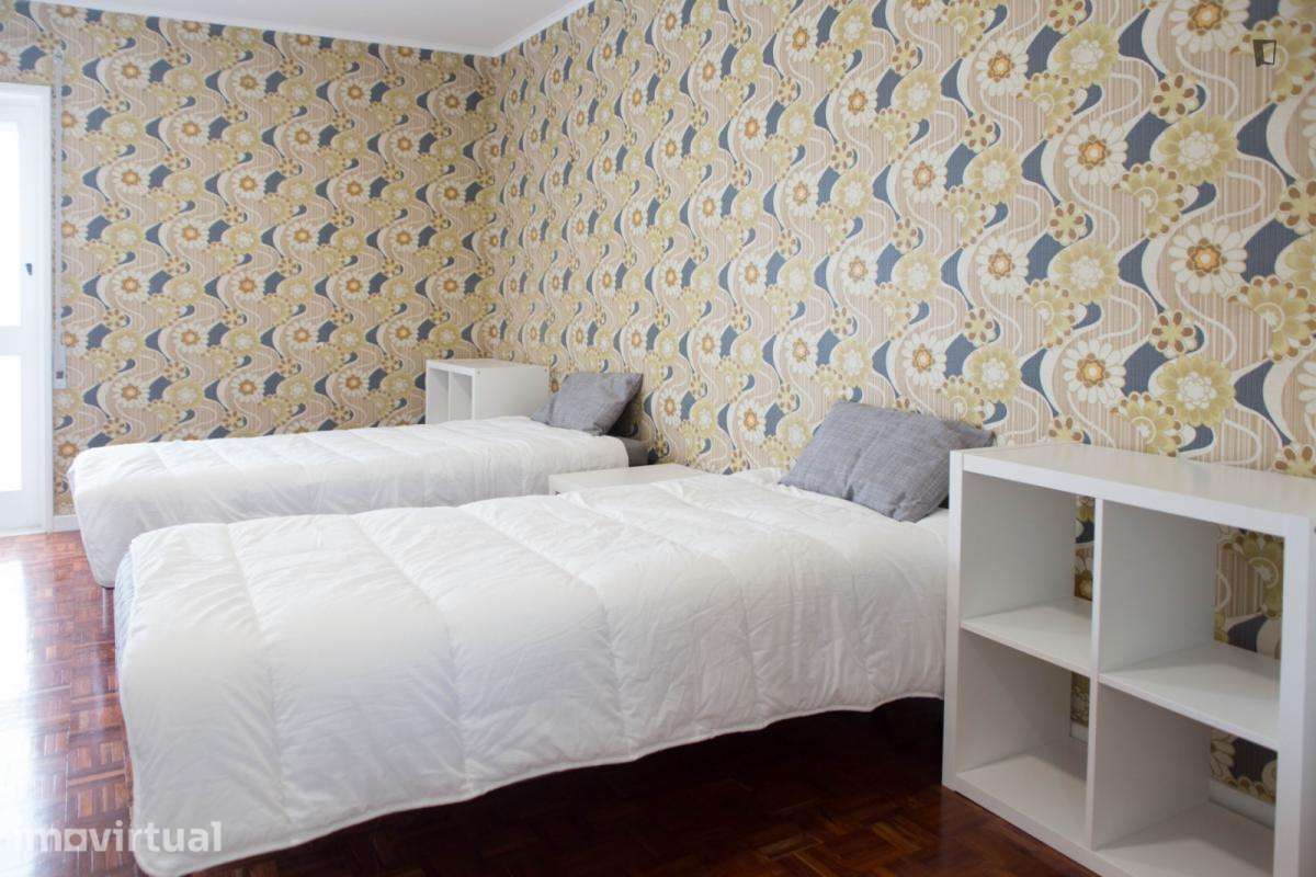 Quarto - localizado em Rio Tinto Porto - Grande imagem: 4/22