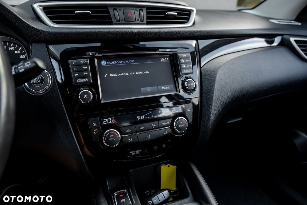 Nissan Qashqai 1.6 DIG-T Tekna - 33