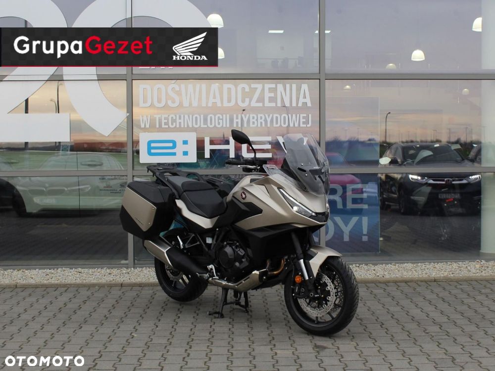 Honda NT