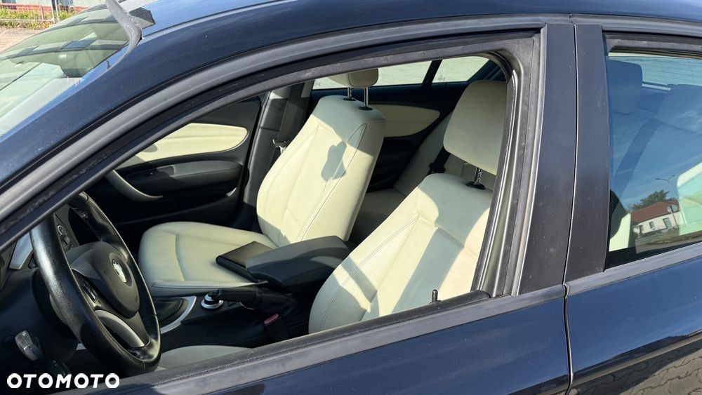 BMW Seria 1 - 27
