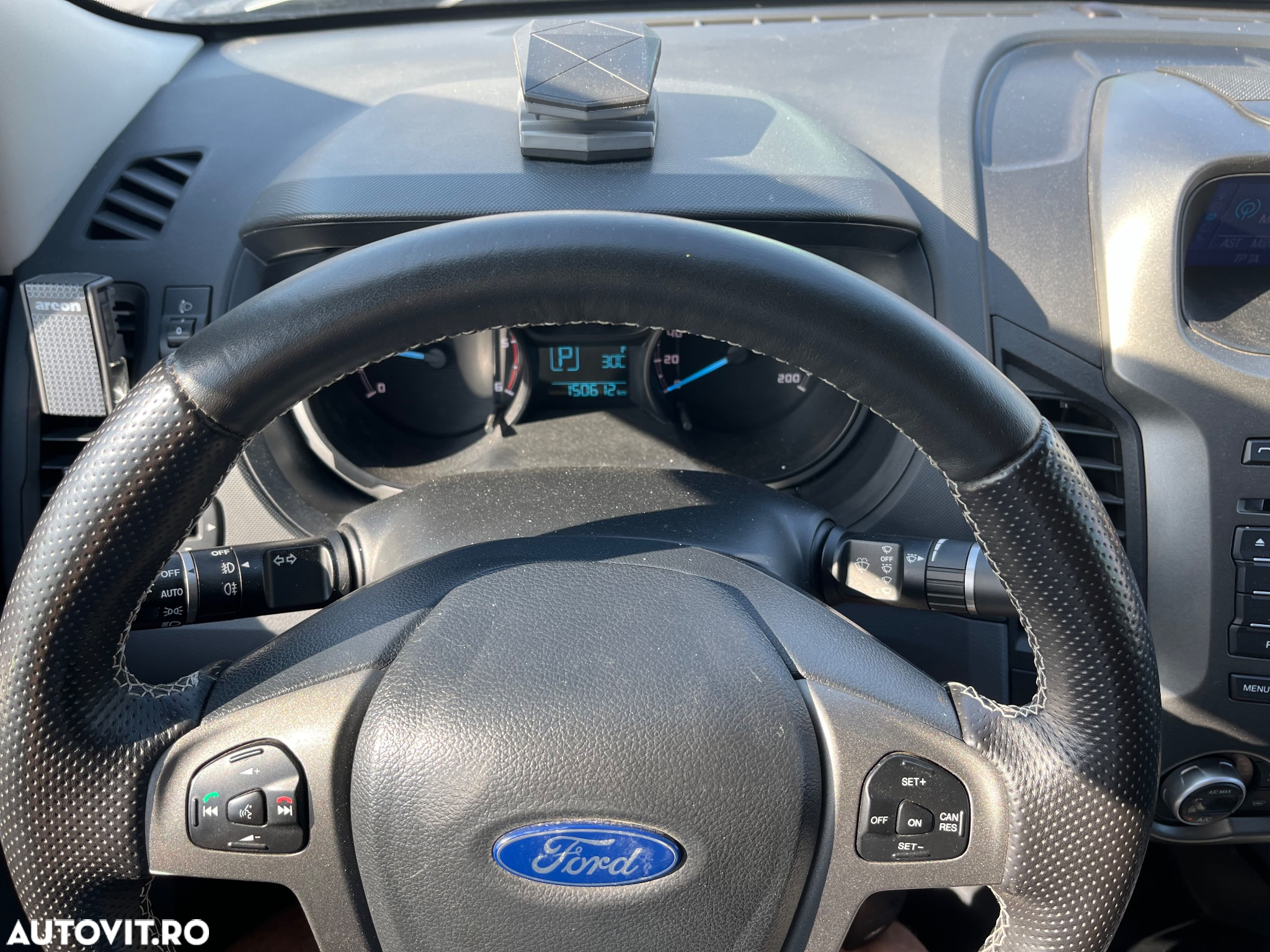Ford Ranger Pick-Up 4x4 Cabina Dubla LIMITED Aut. - 6