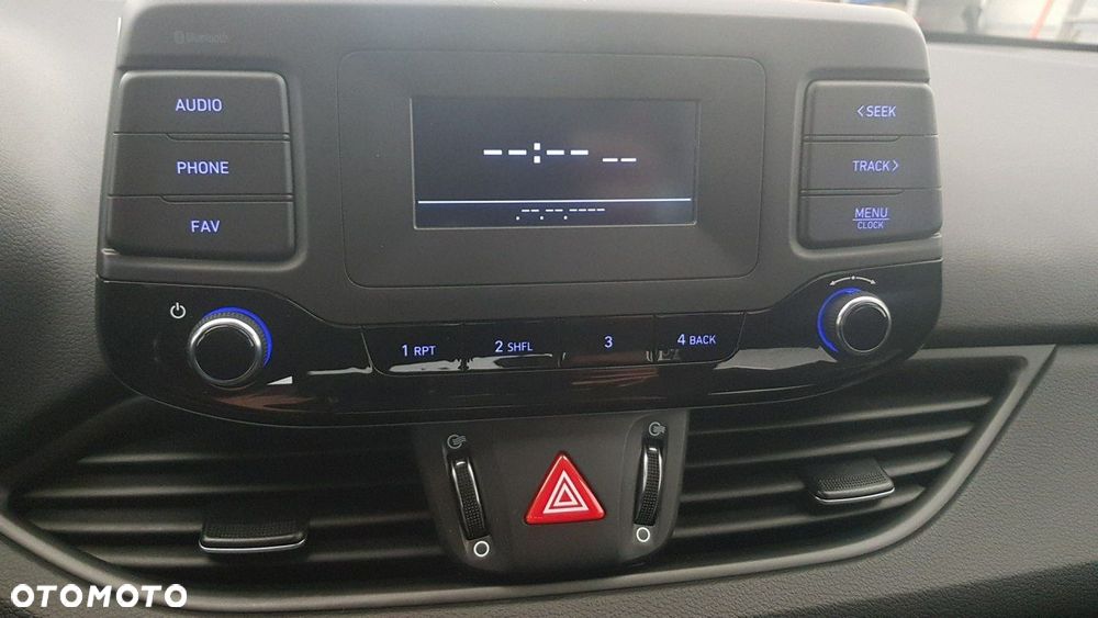Hyundai i30 - 23