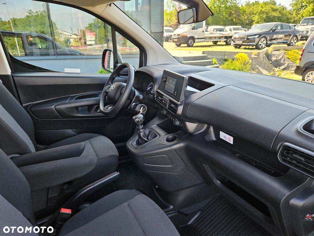 Toyota ProAce City LONG 1.5HDI 6 biegów - 8