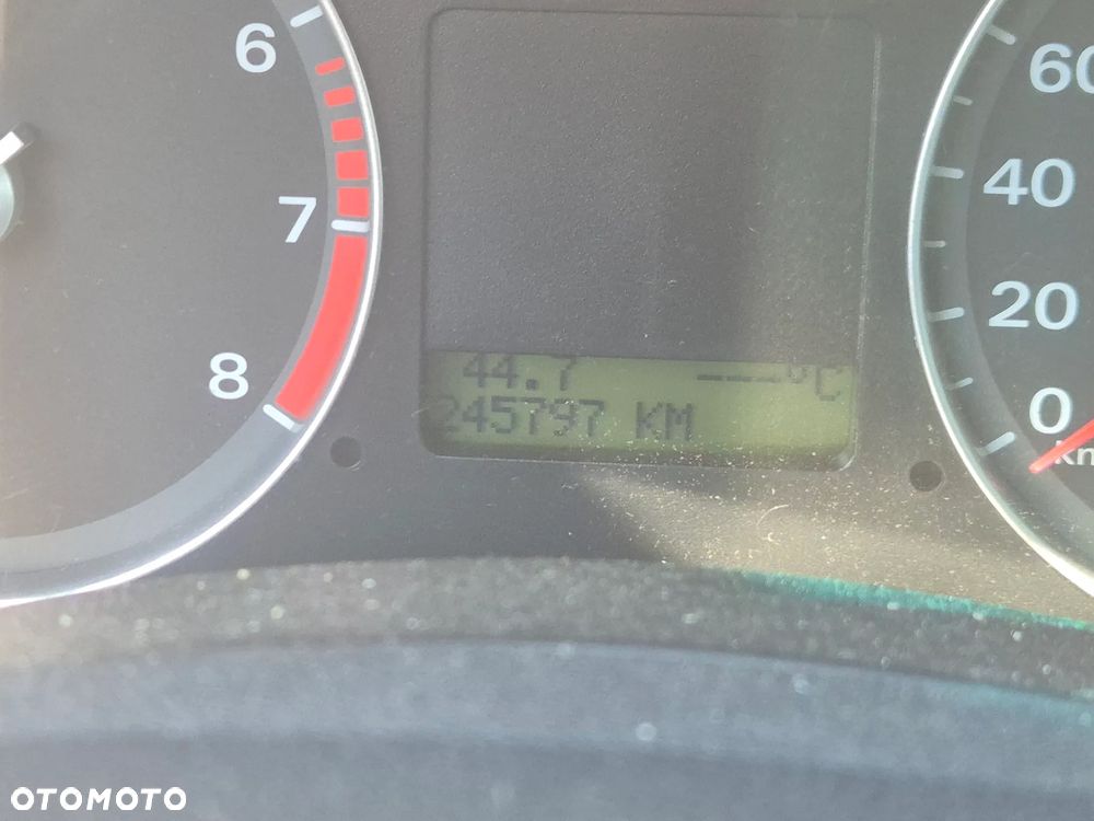 Ford Focus 1.6 Ambiente - 4