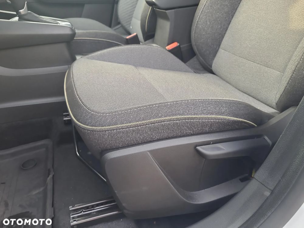 Renault Captur 1.3 TCe Intens EDC - 12