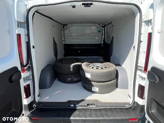 Renault Trafic - 13